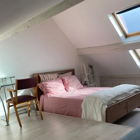 6 Couchages En Plein Coeur De Village Homestay