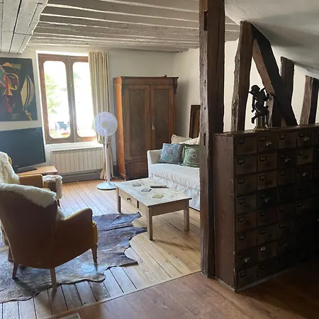 6 Couchages En Plein Coeur De Village Neauphle-le-Chateau